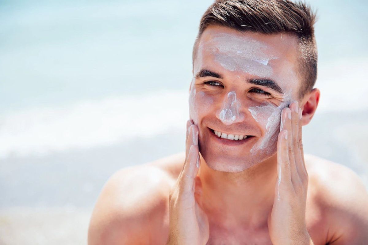 Lima rekomendasi produk skincare untuk pria